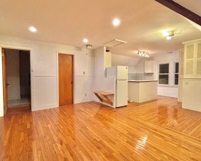 178 Sherman Avenue. Property for Rent in New Haven, CT for $1,200 with 1 bedroom and 1 full bath. This 1,200 square foot property was built in 1900 on a lot size of 0.11.. Discover this cozy and inviting top-floor attic apartment, filled with warm character and comfortable charm. This thoughtfully designed space offers an efficient layout with a welcoming living area, an eat-in kitchen, and sof...