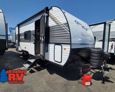 2025 Highland Ridge Open Range Conventional Travel Trailer 20MB