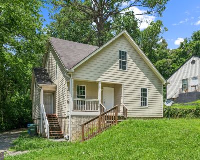4 Bedroom 2BA 1000 ft Apartment For Rent in Atlanta, GA