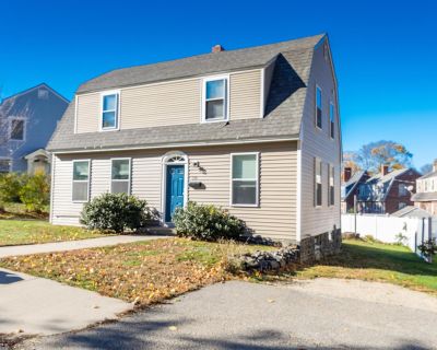 2 Bedroom 1BA 684 ft Apartment For Rent in Portsmouth, NH