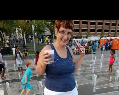 Female Room, Roommate, Apartment needed to Rent