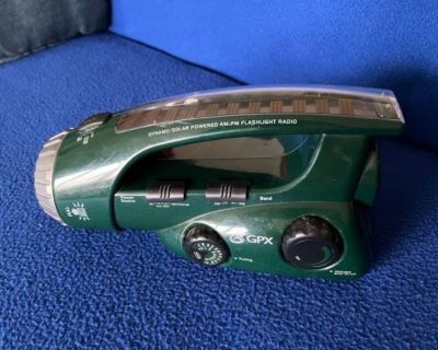 Sports Radio, Flashlight, Siren - Solar or hand crank charged