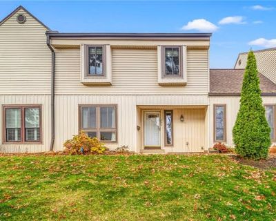 3 Bedroom 4BA 2100 ft Condominium For Sale in CLEVELAND, OH