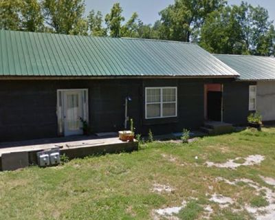 4 Bedroom 3BA 2,594 ft Pet-Friendly Apartment For Rent in Baxter Springs, KS