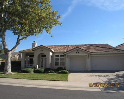 4 Bedroom 2BA 2000 ft Apartment For Rent in Rancho Murieta, CA
