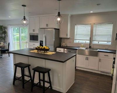 691 Cimarron. image_url. Dishwasher Dogs allowed Garage Stainless steel Walk in closets Pool Unit Amenities dishwasher microwave range refrigerator walk in closets stainless steel Property Amenities dogs allowed pet friendly clubhouse community garden dog park parking playground pool garage. 3 Bedroom. 2 Bathroom. 1356 ft