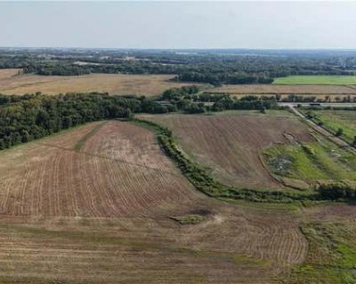 Farm For Sale in EASTON, MO