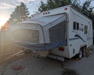 2003 Cub 195 Hybrid Camper