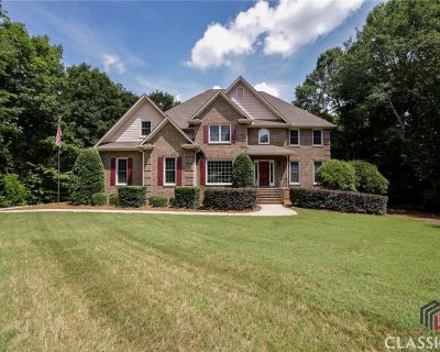 5 Bedroom 3BA 4303 ft Single Family Home For Sale in Watkinsville, GA