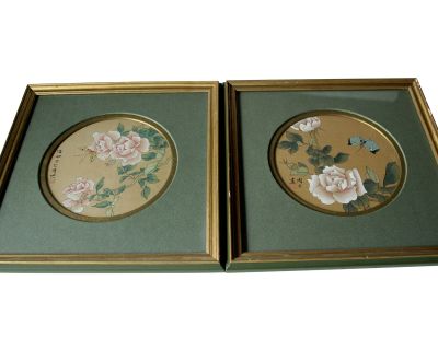 Chinese Watercolor on Silk, Professionally Wooden Framed, Behind Glass, Marked, Vintage From the 60s - a Pair