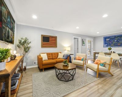 4 beds 2 bath house vacation rental in Smyrna, GA