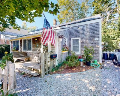 3 Bedroom 1BA House Vacation Rental in Cape Cod-age, Falmouth, MA