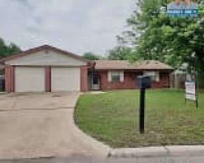 4 Bedroom 1BA 1450 ft² House For Rent in Lawton, OK 1711 NW 70th St unit N/A