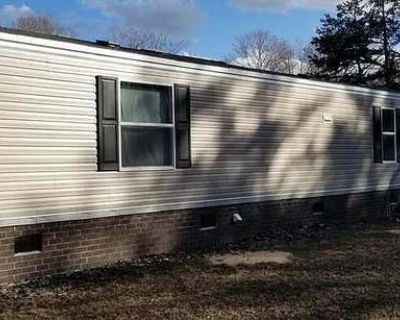 2 Bedroom 2BA 784 ft Manufactured Home For Sale in ASHEBORO, NC