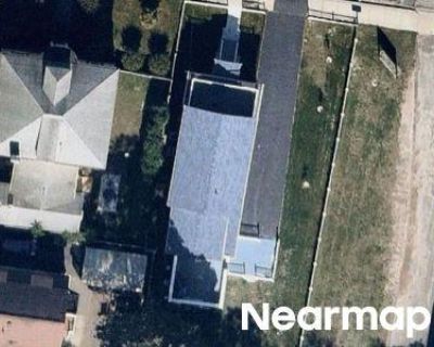 3 Bed 1.5 Bath Preforeclosure Property in Dedham, MA 02026 - High St