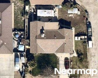 7 Bed 3 Bath Preforeclosure Property in Lamont, CA 93241 - Segrue Rd