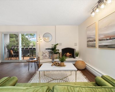 2 Bedroom 1BA 873 ft Condo For Sale in Denver, CO