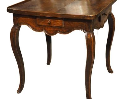 French Louis XV Walnut Wood Table a Jeux Game or Side Table, Circa 1750