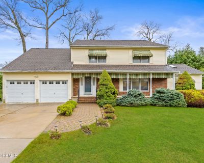 5 Bedroom 2BA 3332 ft Apartment For Rent in Oakhurst, NJ