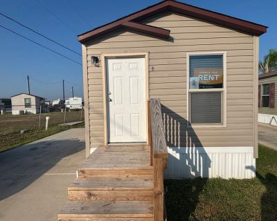 4506 N Business 77 #4. Welcome to your dream home in the heart of Carefree Valley, here in Harlingen, Texas. Built in 2022, this 528 sq. ft. home features 1 bedrooms and 1.00 bathrooms, and is move-in ready. Submit an application today! Experience stress-free living at Carefree Valley, a manufactured housing community perfect for families of all ages. Enjoy a refreshing pool and a welcoming rec...