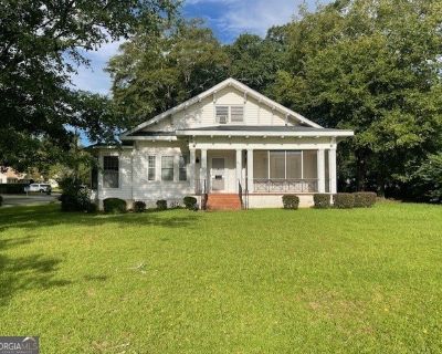 N Church St, Thomaston, Home For Sale