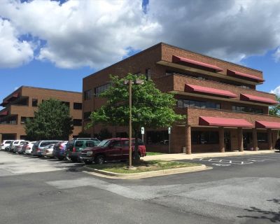 Executive & Private Offices Flex Space & Coworking Virtual Services This center has a small operator that provides big services to over 300 companies. The team is very invested in the clients' growth, for as they grow, the center grows. If this has piqued the client's interest, please reach out and schedule a tour. Services include a coworking lounge, and flexible virtual office service package...