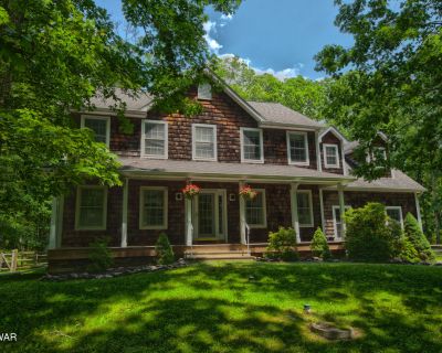 3 Bedroom 2BA 4281 ft Single Family House For Sale in Milford, PA