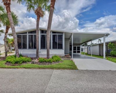 2 Bedroom 2BA 1344 ft Mobile Home For Sale in Port Charlotte, FL