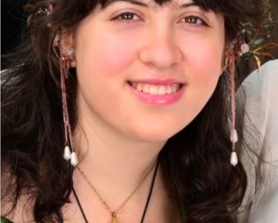 $1,000 /month. Age: 21 * Smoker?: No * Any pets?: No * Occupation: Student * Gender: Female. Non-smoking room preferred. Pets are fine. Females preferred. Age preference: 18 - 80. Looking in: Berkeley , Contra Costa County , Oakland. I will be on winter break from school from December 13 to January 6. I don't smoke, drink or do drugs. I enjoy cooking, crafting, reading, and singing. I don t dri...