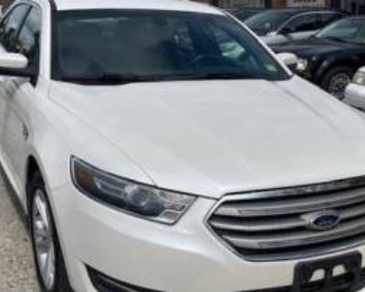 Used 2015 Ford Taurus SEL