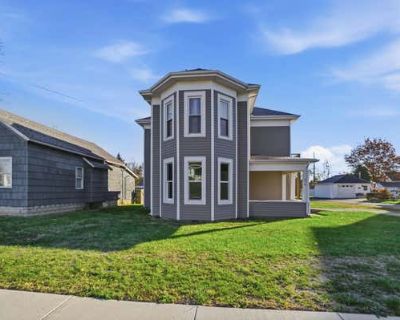 3 Bedroom 3BA 2186 ft Multi Family Home For Sale in DELPHOS, OH