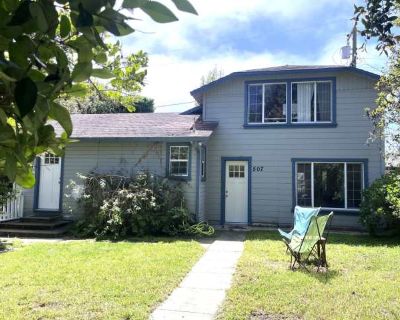 2 Bedroom 2BA 950 ft Furnished Apartment For Rent in Seacliff, CA