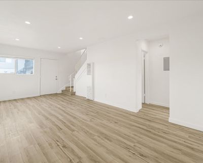 3 Bedroom 1BA 1000 ft Pet-Friendly Apartment For Rent in Los Angeles, CA
