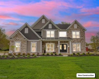4 Bedroom 4BA 3802 ft Single Family Home For Sale in STRONGSVILLE, OH