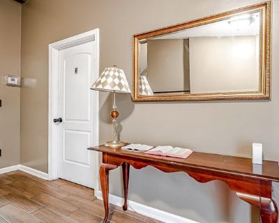 Furnished Room for Rent - Cozy & newlyrenovated Lithonia House (Hadrian Way)