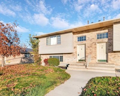 2 Bedroom 2BA 1024 ft Townhouse For Sale in SPANISH FORK, UT