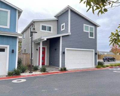 3 Bedroom 2.5BA 1833 ft Apartment For Rent in Arroyo Grande, CA