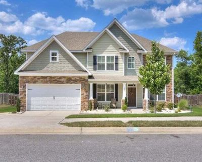5 Bedroom 3BA 3511 ft Single Family House For Sale in Grovetown, GA
