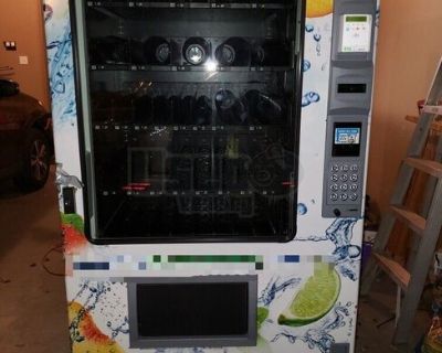 2018 Electrical Snack and Cold Drink Combo Vending Machine For Sale in Georgia!