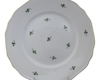 Augarten Wien Vienna Green Scattered Wine Leaves 6490 10 1/2" Dinner Plate