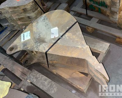 12 in Digging Excavator Bucket