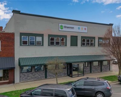 21696 ft Commercial Property For Sale in North Tonawanda, NY