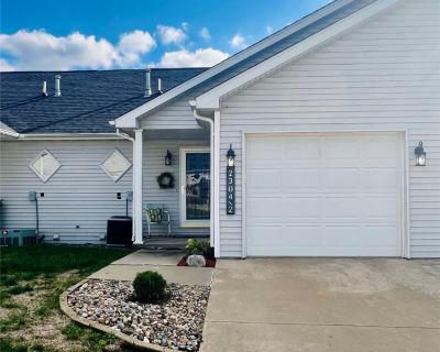 2 Bedroom 1BA 720 ft Single Family House For Sale in Pella, IA