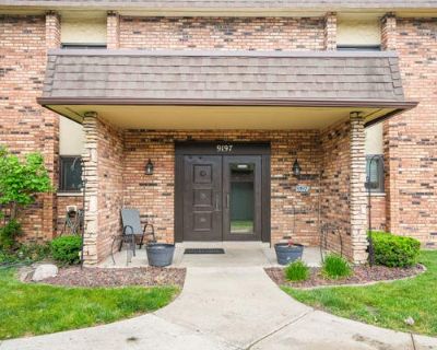 2 Bedroom 2BA 1200 ft Condominium For Sale in PALOS HILLS, IL