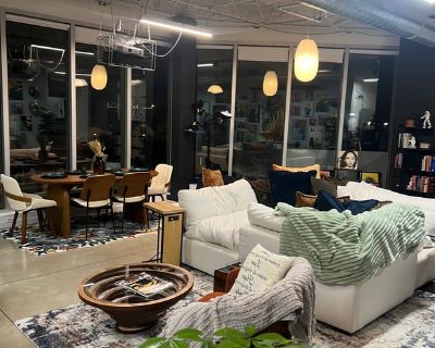 Furnished Room for Rent - Modern 2 BD/ 2 BA Loft Apt (1850 sqft)
