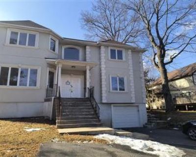 5 Bed 3 Bath Foreclosure Property in Monsey, NY 10952 - W Maple Ave