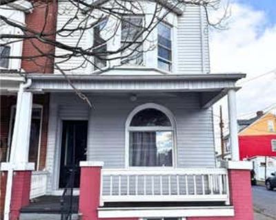 5 Bedroom 2BA 2116 ft Townhouse For Sale in ALLENTOWN CITY, PA