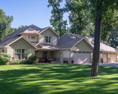 4 Bedroom 3BA 3744 ft Single Family Home For Sale in BISMARCK, ND
