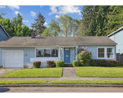 2 Bedroom 1BA 965 ft Single Family Home For Sale in Portland, OR