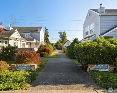 2 Bedroom 1BA 909 ft Condo For Sale in Lynden, WA